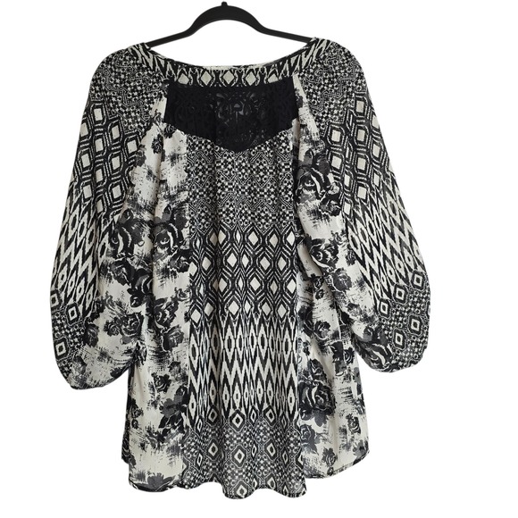 Figueroa & Flower by Anthropologie Blouse Womens Large Boho Top Flowy Geometric - Picture 3 of 10